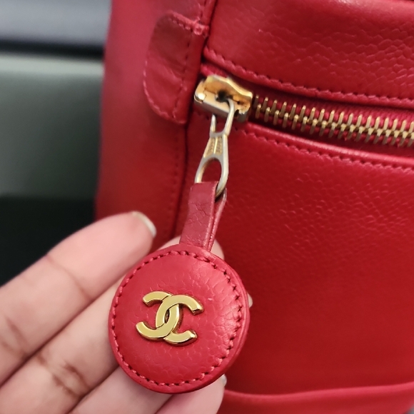Chanel Red Vanity Bag - Picture 3 of 11